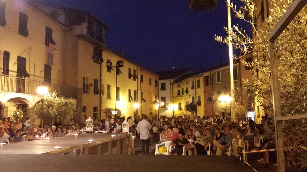 La Luna Nel Borgo Бруньято Экстерьер фото